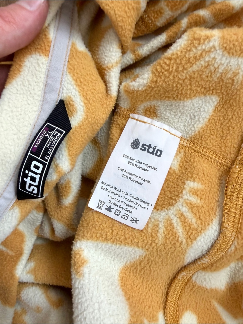 Stio fleece long sleeve tee shirt yellow pattern top - Picture 8 of 9